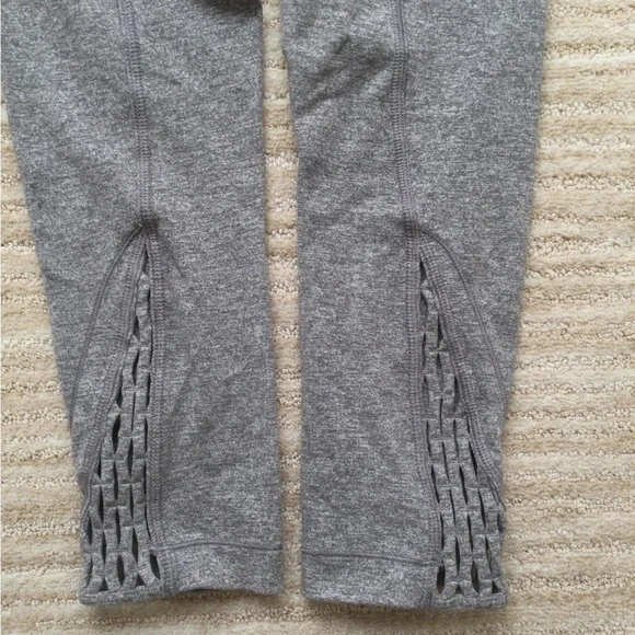 Lululemon True Self Crop II Legging Heathered Slate Size 4 - Picture 10 of 16